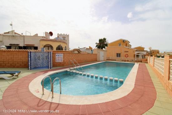 Bonita casa unifamiliar en una zona tranquila - ALICANTE