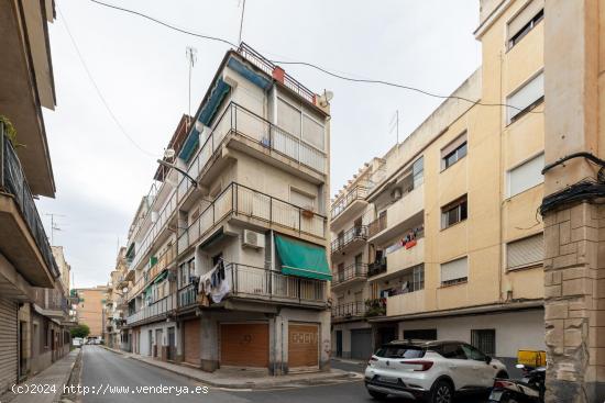 Espacioso local comercial en Zaidín - GRANADA