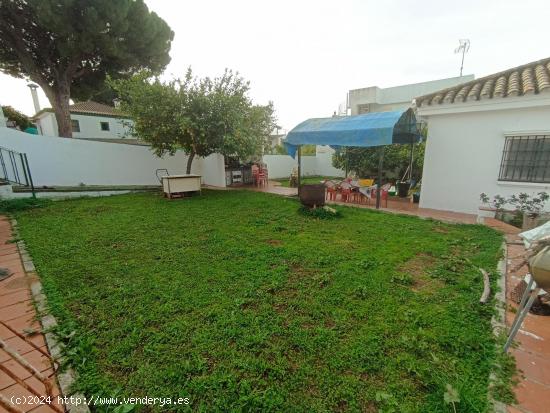 CHALET CON PISCINA ZONA RURAL ARCOS - CADIZ