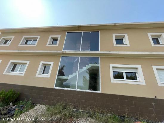 OPORTUNIDAD INVERSION!! Casa independiente en venta! - ALICANTE