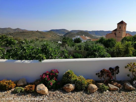 Finca en venta en Lucainena de las Torres (Almería)