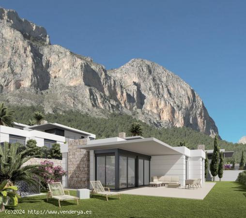 Villa Independiente con Vistas al Mar y Montaña. Diseño Flexible - ALICANTE