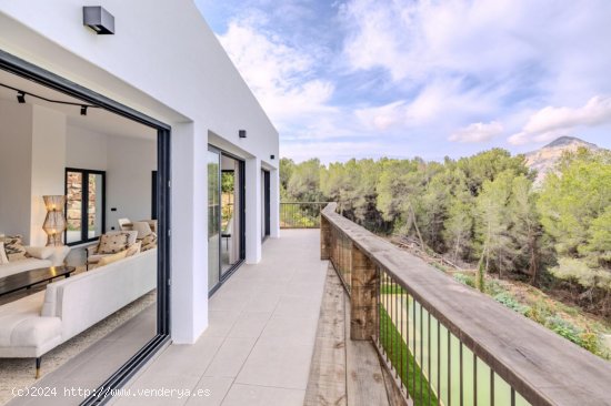 Villa en venta a estrenar en Jávea (Alicante)