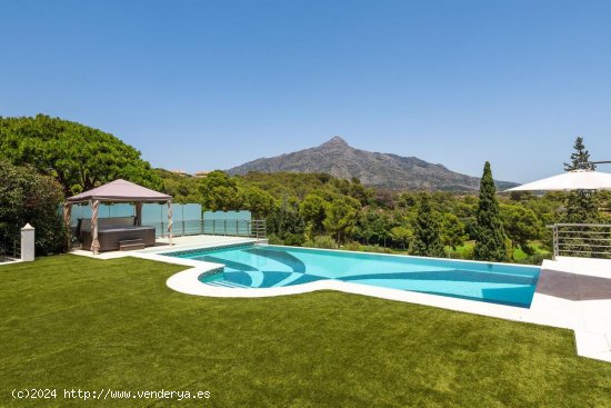 Villa en venta en Marbella (Málaga)