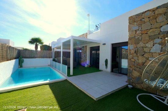  Villa en venta en Orihuela (Alicante) 