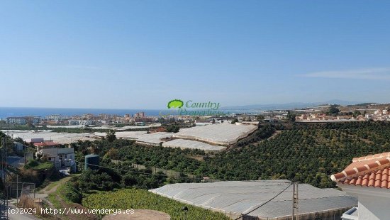 Villa en venta en Torrox (Málaga)