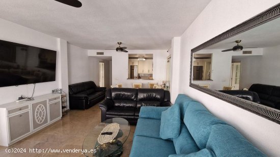 Apartamento en venta en Benalmádena (Málaga)