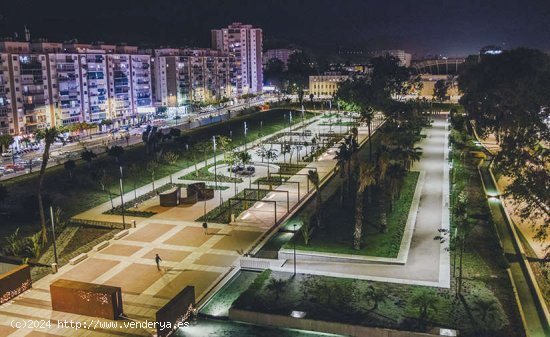 LOCAL COMERCIAL EN MARTIRICOS, MALAGA - Málaga