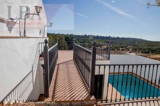 Casa con piscina en Zocueca. - Bailén