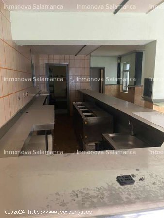 SALAMANCA (CTRA LEDESMA) LOCAL 96m2. 102000€ - Salamanca