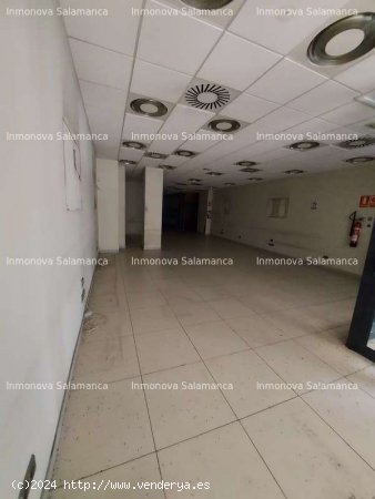 Salamanca ( Centro - Gran Vía ); local alquiler 200 m2 +50 m2. precio a consultar. - Salamanca