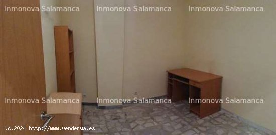 Salamanca ( Comuneros );  100m2,  4 despachos , 1 baño, 600€ - Salamanca