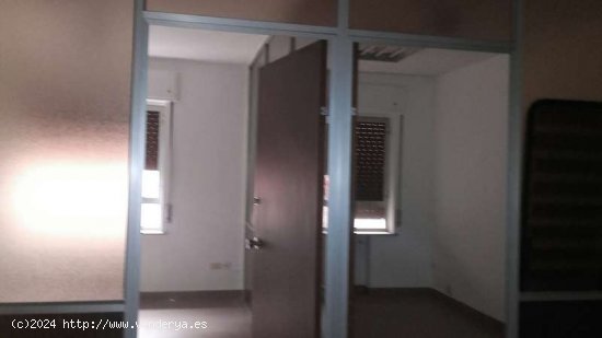  Salamanca ( Centro ), oficina alquiler;  350€ - Salamanca 