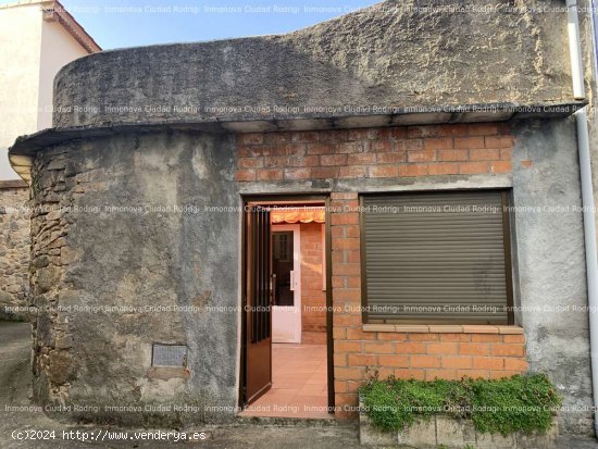 CASA DE PUEBLO EN NAVA DE FRANCIA - Nava de Francia