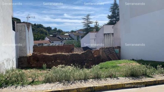 SE VENDE TERRENO URBANO EN VENTA EN GALAROZA (HUELVA) ESPAÑA. - Galaroza