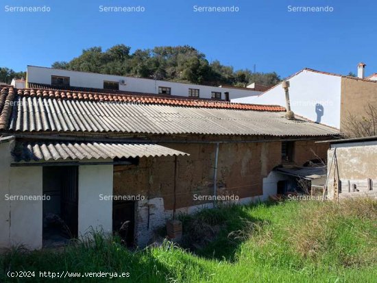 SE VENDE ALMACEN Y TERRENO DE TIERRA EN VENTA EN GALAROZA (HUELVA) ESPAÑA. - Galaroza