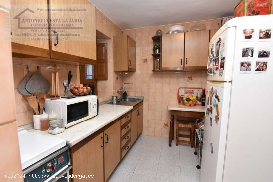 Chalet Pareado en Venta en La Zubia - Zubia (La)