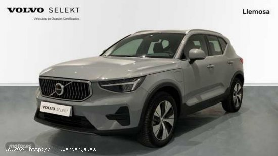  Volvo XC40 XC40 Recharge Core, T4 plug-in hybrid, Electrico/Gasolina, Bright de 2023 con 22.500 Km p 