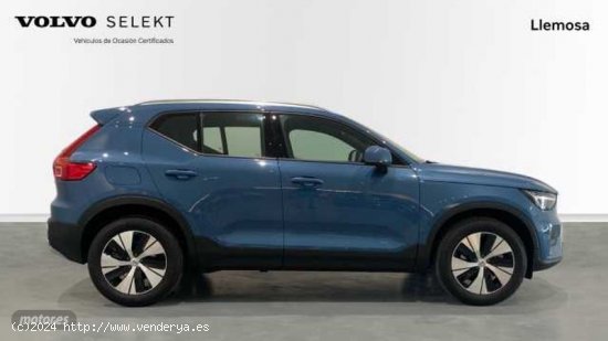 Volvo XC40 XC40 Core, B3 Mild hybrid, Gasolina de 2024 con 3 Km por 37.900 EUR. en Lleida