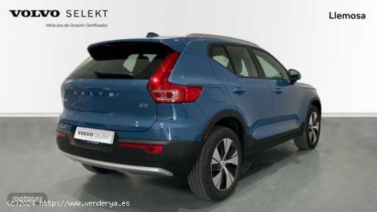 Volvo XC40 XC40 Core, B3 Mild hybrid, Gasolina de 2024 con 3 Km por 37.900 EUR. en Lleida