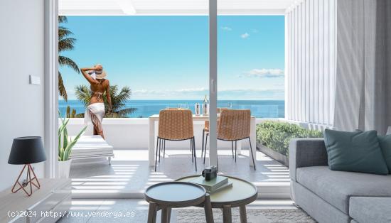 Apartamento en Villajoyosa a 150 m de playas con vista al mar - ALICANTE