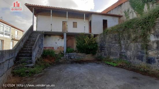  CASA DE PIEDRA PARA REFORMAR, CON PATIO Y PEQUEÑO JARDÍN, EN SOUTOPENEDO - ORENSE 