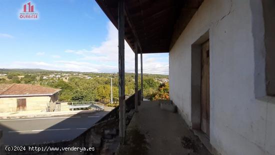 CASA DE PIEDRA PARA REFORMAR, CON PATIO Y PEQUEÑO JARDÍN, EN SOUTOPENEDO - ORENSE