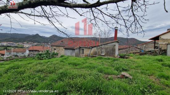 VIVIENDA UNIFAMILIAR CON PARCELA EN LA ZONA DE REZA - ORENSE