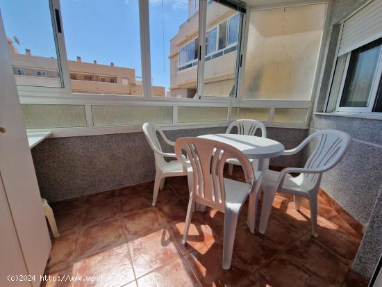  Apartamento como nuevo 2 dormitorios piscina comunitaria - ALICANTE 