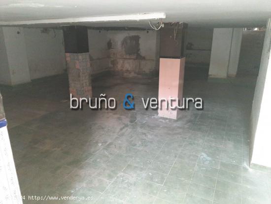 EN VENTA LOCAL COMERCIAL EN EL VENDRELL - SANT SALVADOR - TARRAGONA