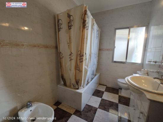 Ideal Inversión!!! casa con tres apartamentos independientes de 1 y 2 dormitorios - CIUDAD REAL