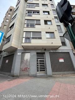 OPORTUNIDAD, DOS LOCALES COMERCIALES EN ANTONIO PASCUAL QUILES ESQUINA AV. DE LA LIBERTAD - ALICANTE