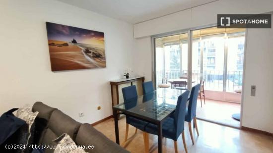 Alquiler de habitaciones en piso de 2 dormitorios en Arganzuela - MADRID