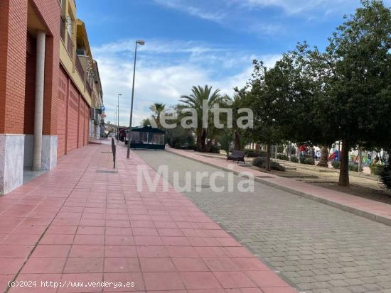 LOCAL COMERCIAL EN VENTA Y ALQUILER CON  OPCIÓN A COMPRA  EN MOLINA DE SEGURA - MURCIA