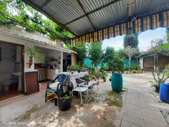 Casa de huerta, junto a la vía verde de Mula - MURCIA