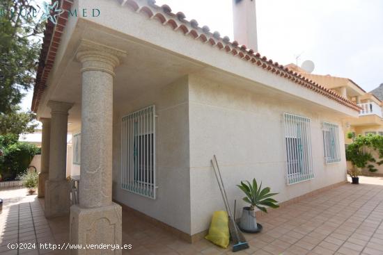 Chalet en venta en Bolnuevo - MURCIA