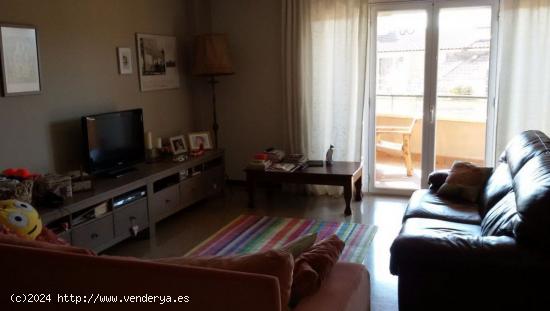  DUPLEX EN VENTA CON DOS PLAZAS DE PARQUING Y TERRAZA - BARCELONA 