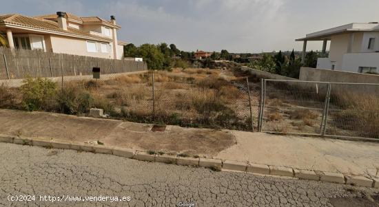 ¡MAGNÍFICA PARCELA URBANA EN EL CHORRICO! - MURCIA