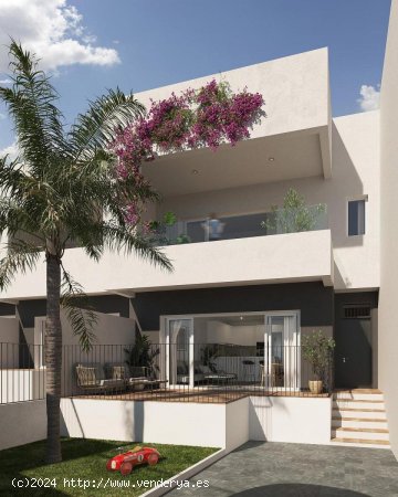 Villa en venta a estrenar en Monforte del Cid (Alicante)