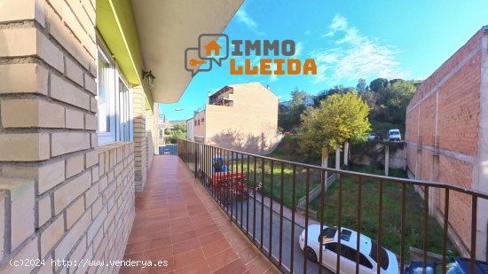 Unifamiliar adosada en venta  en Artesa de Segre - Lleida