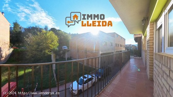 Unifamiliar adosada en venta  en Artesa de Segre - Lleida