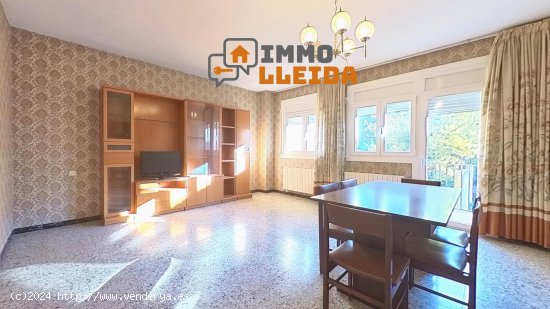 Unifamiliar adosada en venta  en Artesa de Segre - Lleida