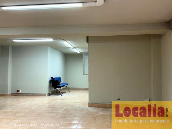 Local de 120  m² en alquiler en Santander.