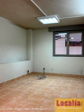 Local de 120  m² en alquiler en Santander.