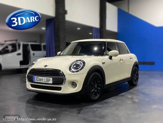 Mini One ONE 1.5 102 CV de 2019 con 43.404 Km por 16.450 EUR. en Barcelona