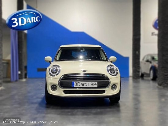 Mini One ONE 1.5 102 CV de 2019 con 43.404 Km por 16.450 EUR. en Barcelona