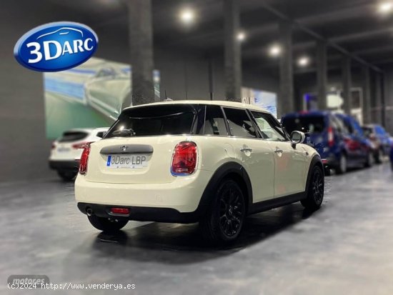 Mini One ONE 1.5 102 CV de 2019 con 43.404 Km por 16.450 EUR. en Barcelona