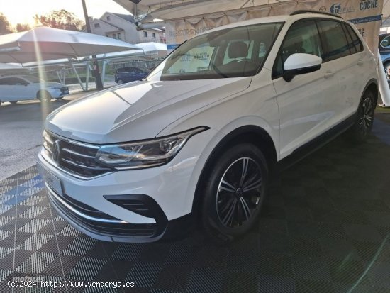 Volkswagen Tiguan Life 1.5 TSI 110kW (150CV) DSG de 2022 con 22.397 Km por 30.900 EUR. en Pontevedra