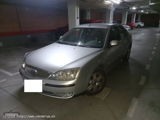 Ford Mondeo Guia de 2004 con 294.973 Km por 2.100 EUR. en Madrid