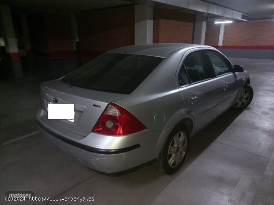 Ford Mondeo Guia de 2004 con 294.973 Km por 2.100 EUR. en Madrid